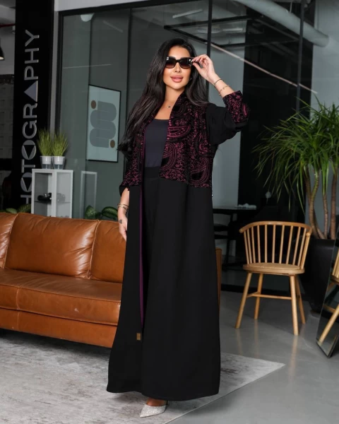 Crepe Abaya with embroidered velvet IB253 Burgaundy